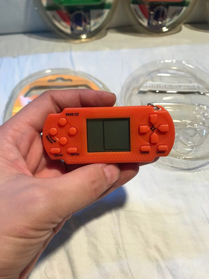 Brick Game Keychain (Category: Character Goods) located in Plaridel. Submitted by collectorscamp (Listing ID 1313175222, Image 2). Description: Brick Game Keychain Working 4pcs for 500.