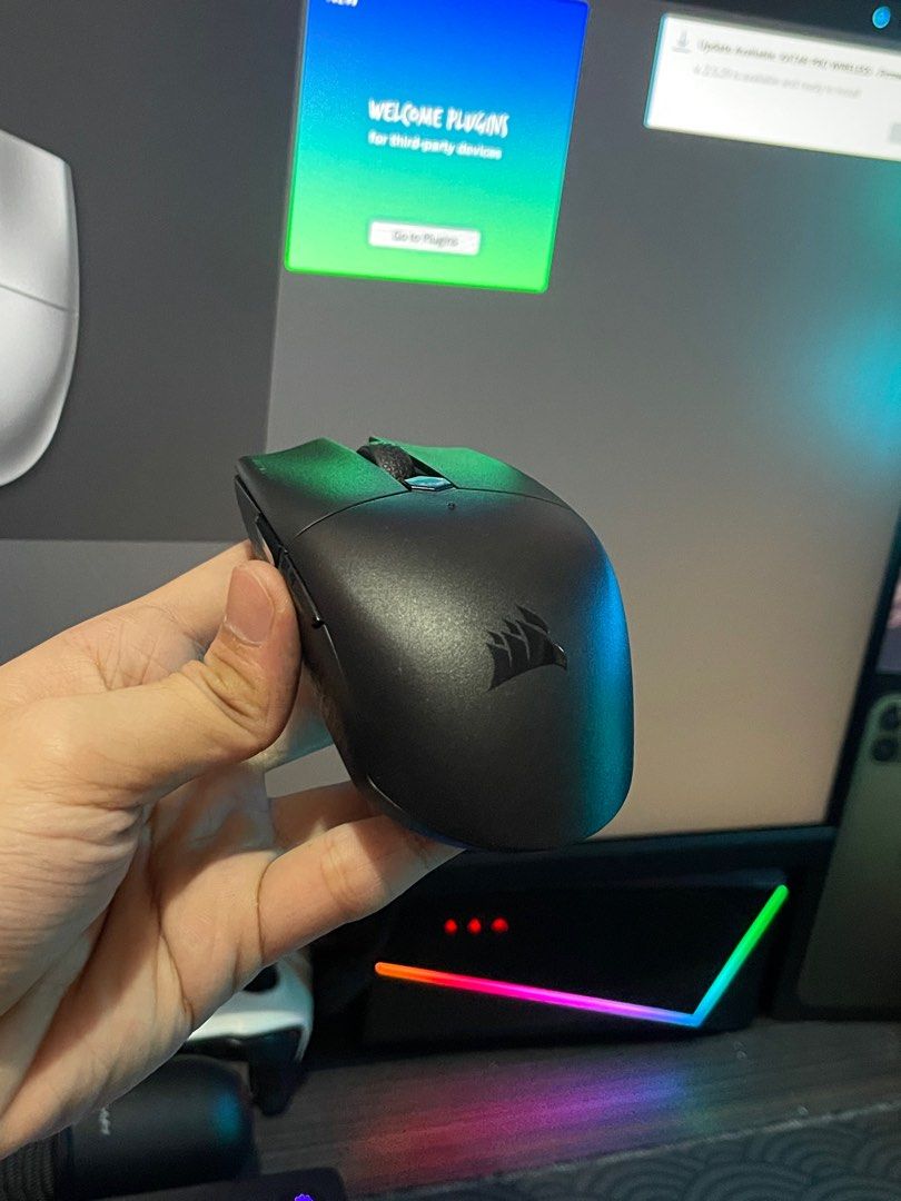 Corsair Katar Pro (Category: Mouse & Mousepads) located in Manila. Submitted by mallowwzx (Listing ID 1313208780, Image 3). Description: Katar pro wireless With Double AA battery Corsair software supported 9.5/10 condition Inclusions: Katar pro wireless Dongle Double AA battery - issue not working dongle connection, idk why pero working via bluetooth No issue, crispy all buttons.