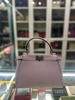 (Category: ) located in . Submitted by closetcompany (Listing ID 1313106408, Image 1). Description: .