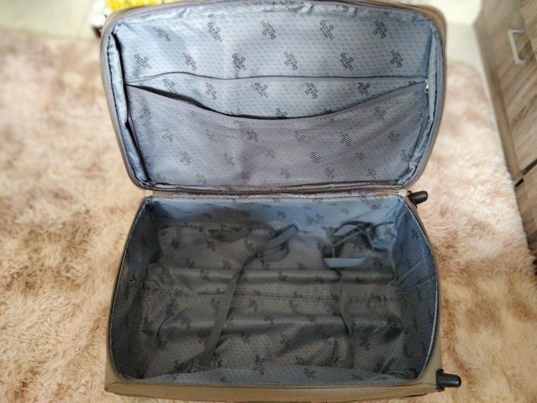 Gardini Milano Beige soft case expandable luggage
