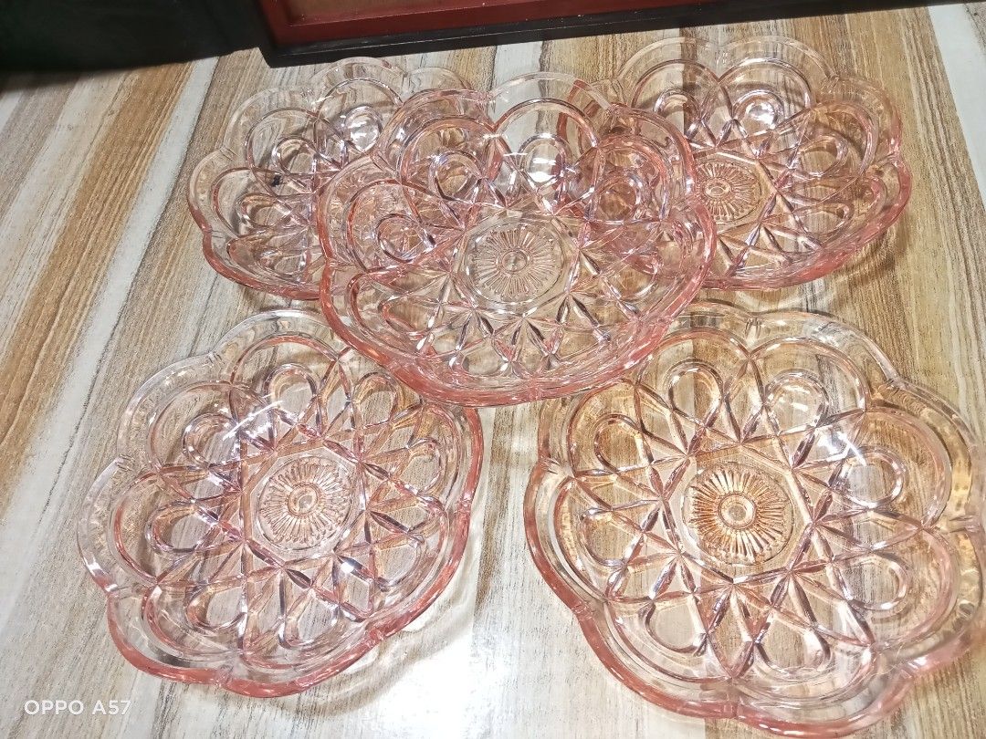Japan Crystal Pink bowl set (Category: Other Kitchenware & Tableware) located in Imelda. Submitted by japansurpluscollection (Listing ID 1313155752, Image 1). Description: Japan crystal Bowl set 5pcs width 6inches.