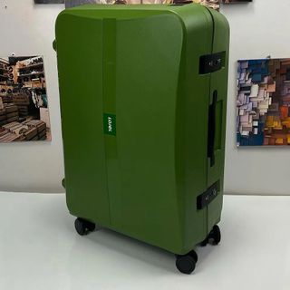 (Kategori: ) berada di . Dikirim oleh batamthriftofficial (ID iklan 1313154591, Gambar 1). Deskripsi: .
