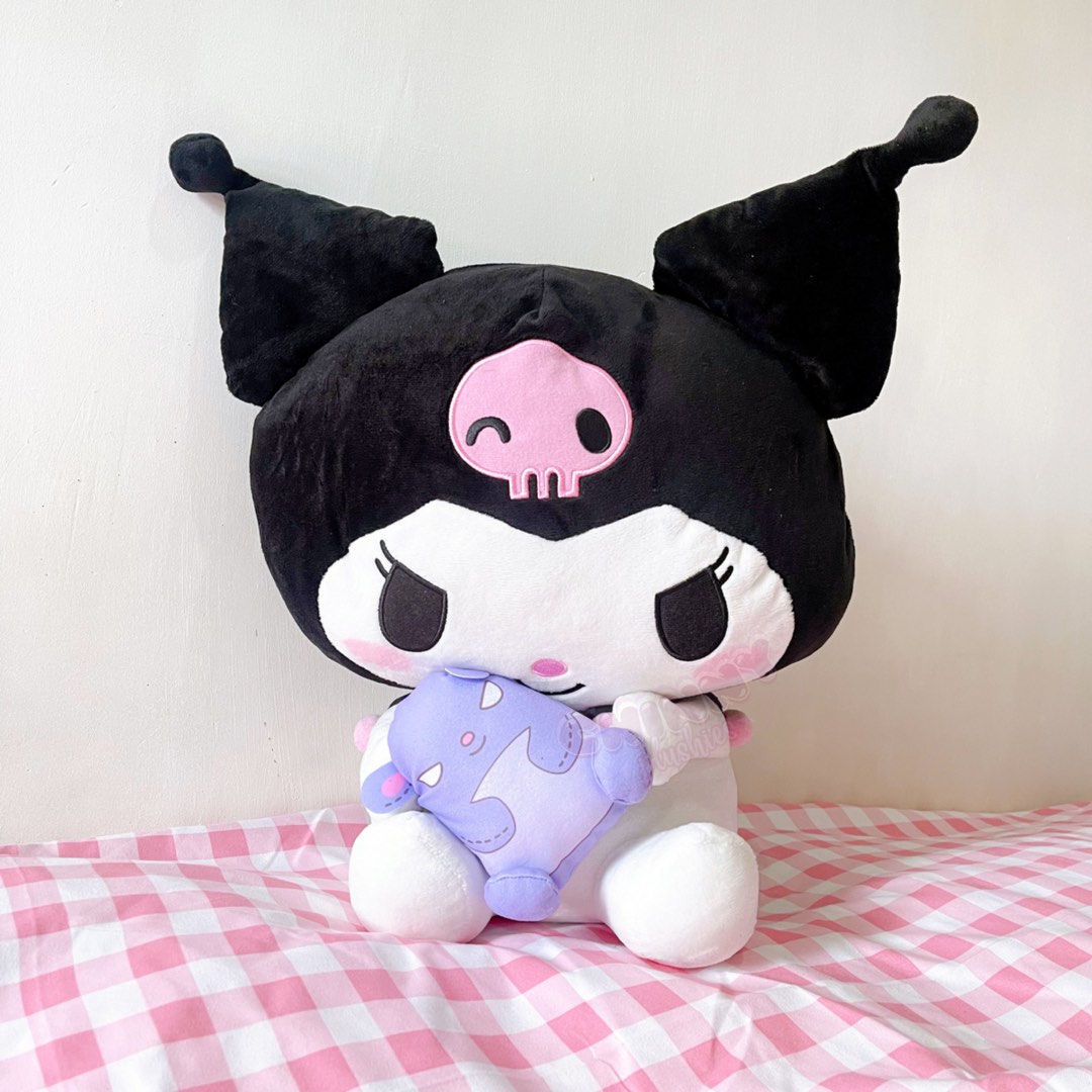 Kuromi holding baku sanrio, Hobbies & Toys, Toys & Games on Carousell