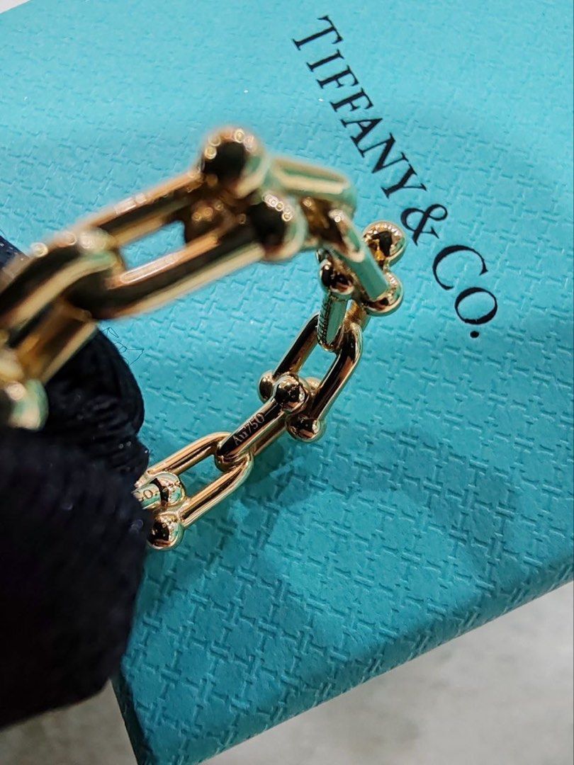 (LIKE NEW) 2024 TIFFANY & CO HARDWEAR 18K YELLOW GOLD MICRO LINK RING ...