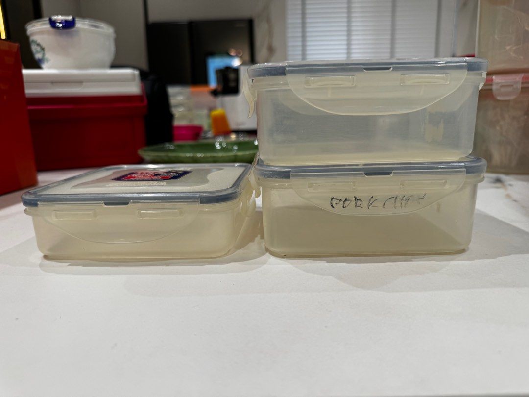 Lock & Lock Stackable Airtight Container (Category: Food Organization & Storage) located in Quezon City. Submitted by joes3 (Listing ID 1313112993, Image 2). Description: Lock & Lock Stackable Airtight Container Selling as a set! 1st Set: P200 Includes… 3 pcs of clear container (2 sizes) 1Pc (can fit two slices of bread) 2Pcs (slightly bigger size) 2nd Set: P200 3pcs of Blue lid container (same size all) BUY ALL for P400!!! has signs of use and y