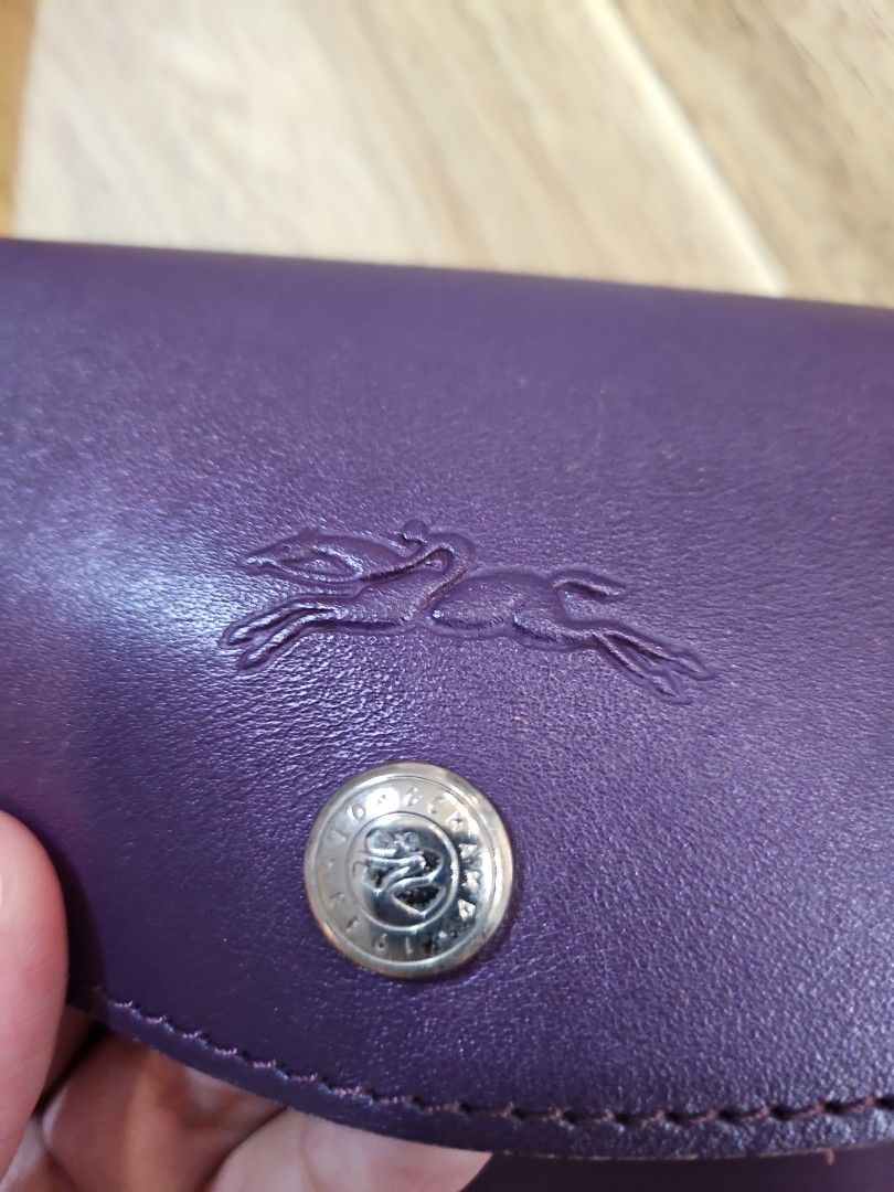 Longchamp Le Pliage Neo Medium short handle (Category: Luxury Bags & Wallets) located in Pasig City. Submitted by adorebeautyph (Listing ID 1313118040, Image 3). Description: Longchamp medium long handle ✅️Guaranteed original bought in Longchamp HK store ❗️Price still negotiable Note bag only missing care card Light scuffing (no holes) on the edges of the bag which is common for longchamp bags.