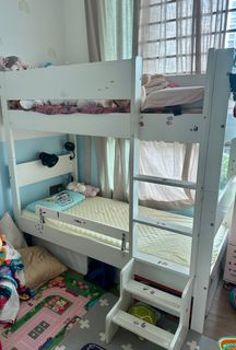 (Category: ) located in . Submitted by cakesssss (Listing ID 1313059288, Image 1). Description: .