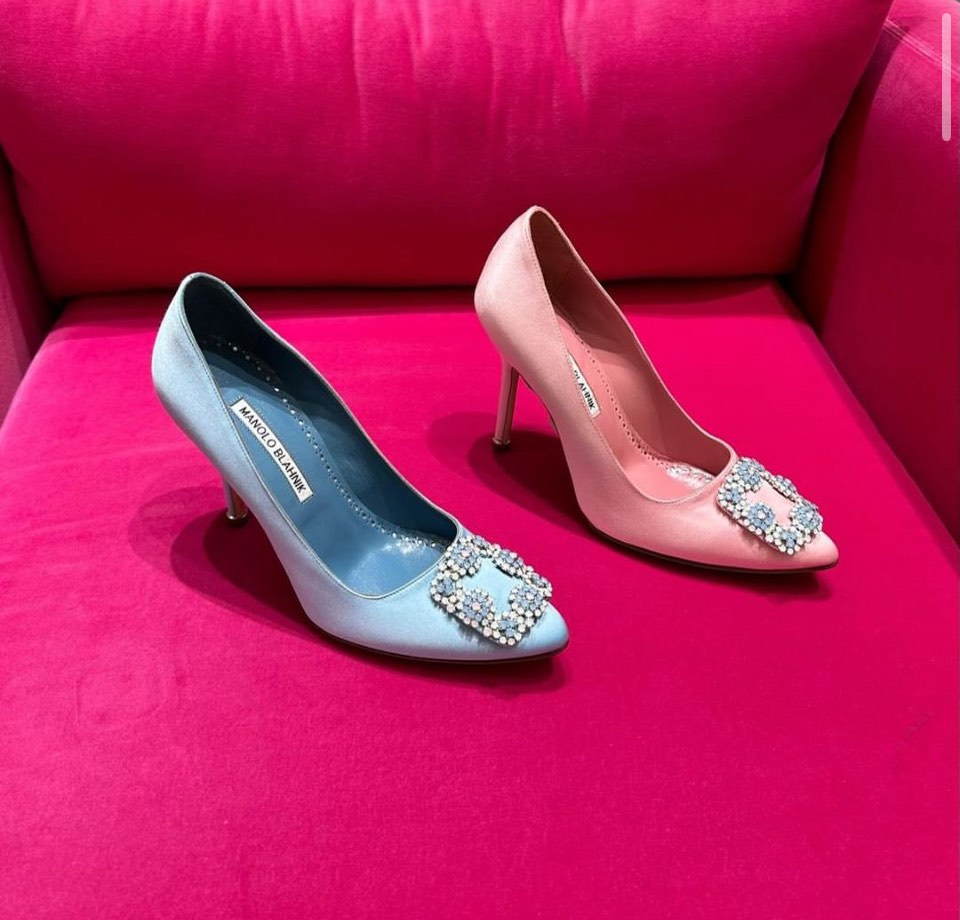 Manolo blahnik sale 2019 store