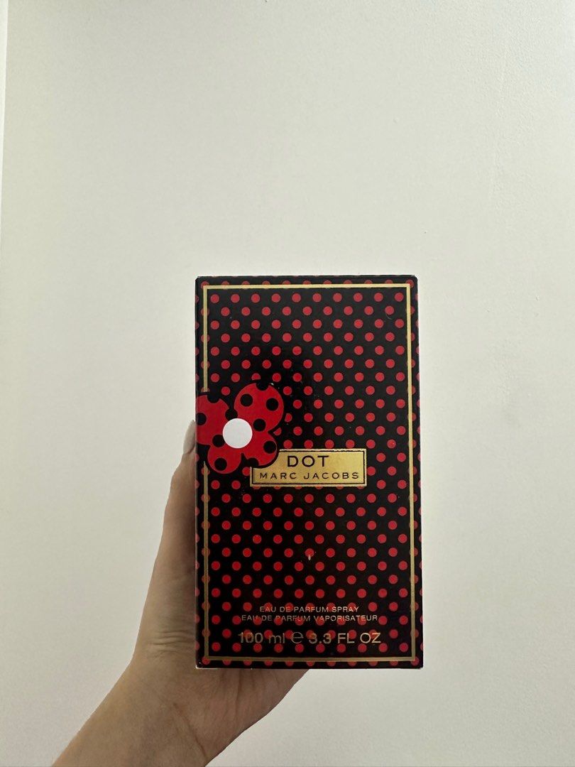 Marc Jacobs Dot Perfume (Category: Fragrance & Deodorants) located in Manila. Submitted by wonwooriii_ (Listing ID 1313218427, Image 2). Description: 100 ml Marc Jacobs Dot 70% left. Opened just last month June 7, 2024 Shelf life is 36months With box Decluttering. I have a lot of perfumes.