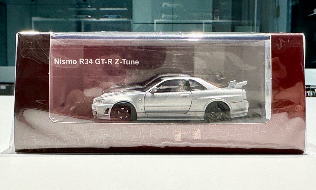 Motorhelix 1/64 Nissan Nismo R34 GT-R Z-Tune - Miniature Diecast Collection