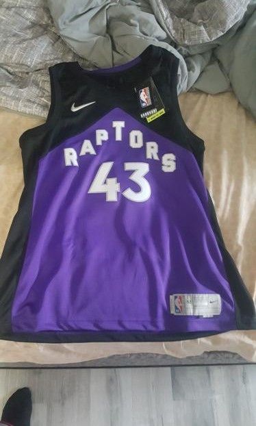 pascal siakam (Category: Community) located in Toronto. Submitted by seanhill2070443 (Listing ID 1313196732, Image 2). Description: nice looking jersey, pascal siakam black and purple, if Interested message me.