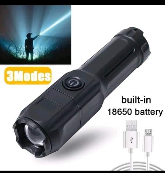 RECHARGEABLE FLASHLIGHT (Category: Flashes) located in Quezon City. Submitted by fconnie15407950 (Listing ID 1313037582, Image 1). Description: .