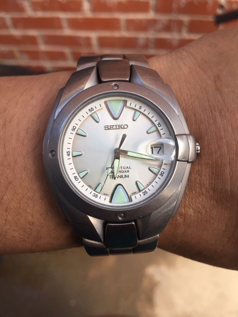 SEIKO PERPETUAL CALENDAR TITANIUM 8F32 0040 Men s Fashion Watches