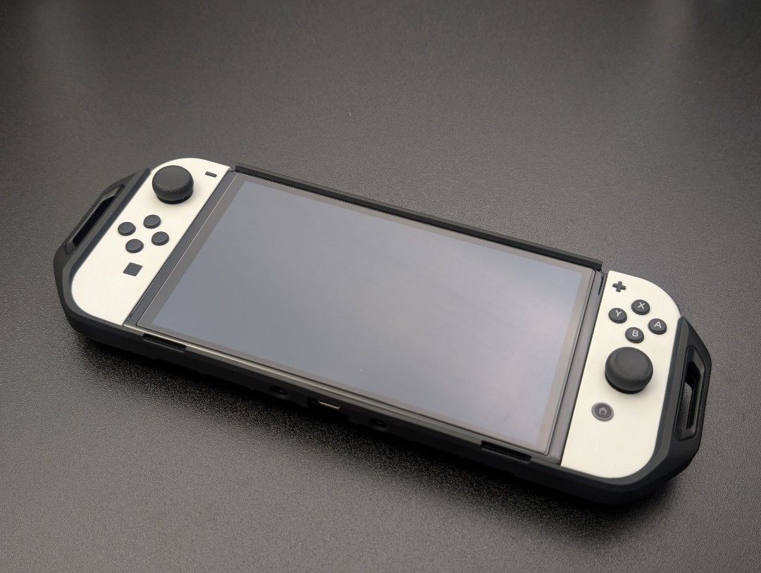 Supcase Unicorn Beetle Pro Series (Category: Cases & Covers) located in Manila. Submitted by suman34 (Listing ID 1313119312, Image 1). Description: For Nintendo Switch OLED. Barely used, practically new! RFS: Got another case I liked more. Decluttering..