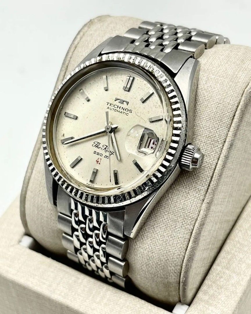 Technos The King Silver Dial Steel (Category: Luxury Watches) located in Manila. Submitted by _classicwatchcollection (Listing ID 1313133253, Image 3). Description: FS: Technos The King Silver Dial Steel Php: 10,000 Condition: 8/10 Movement: Automatic Case size: 35mm Unit only. Pm or Contact 09063027061 for inquiries..