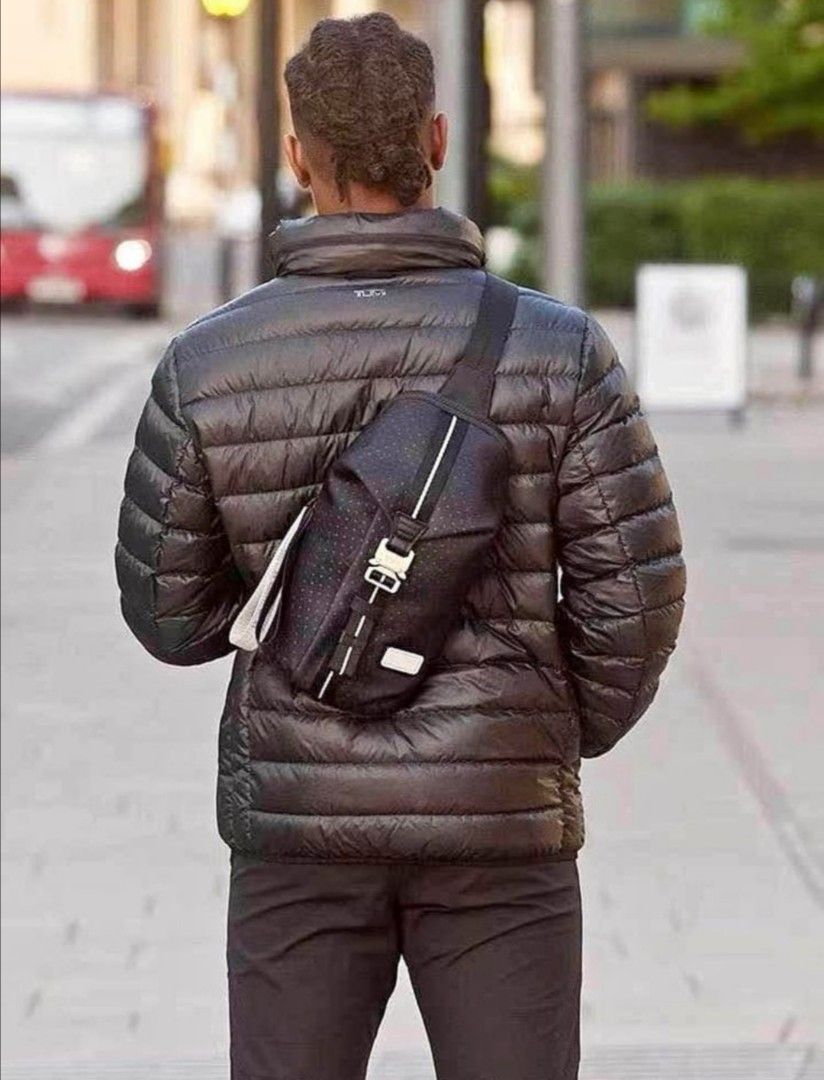 TUMI Bozeman Sling therapeutical Tahoe
