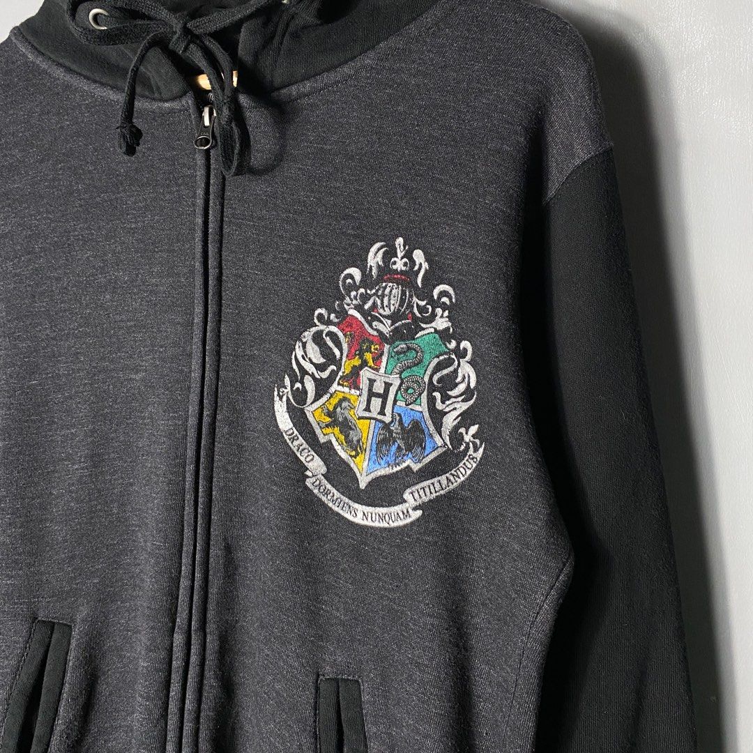 Harry potter hoodie universal studios 2025