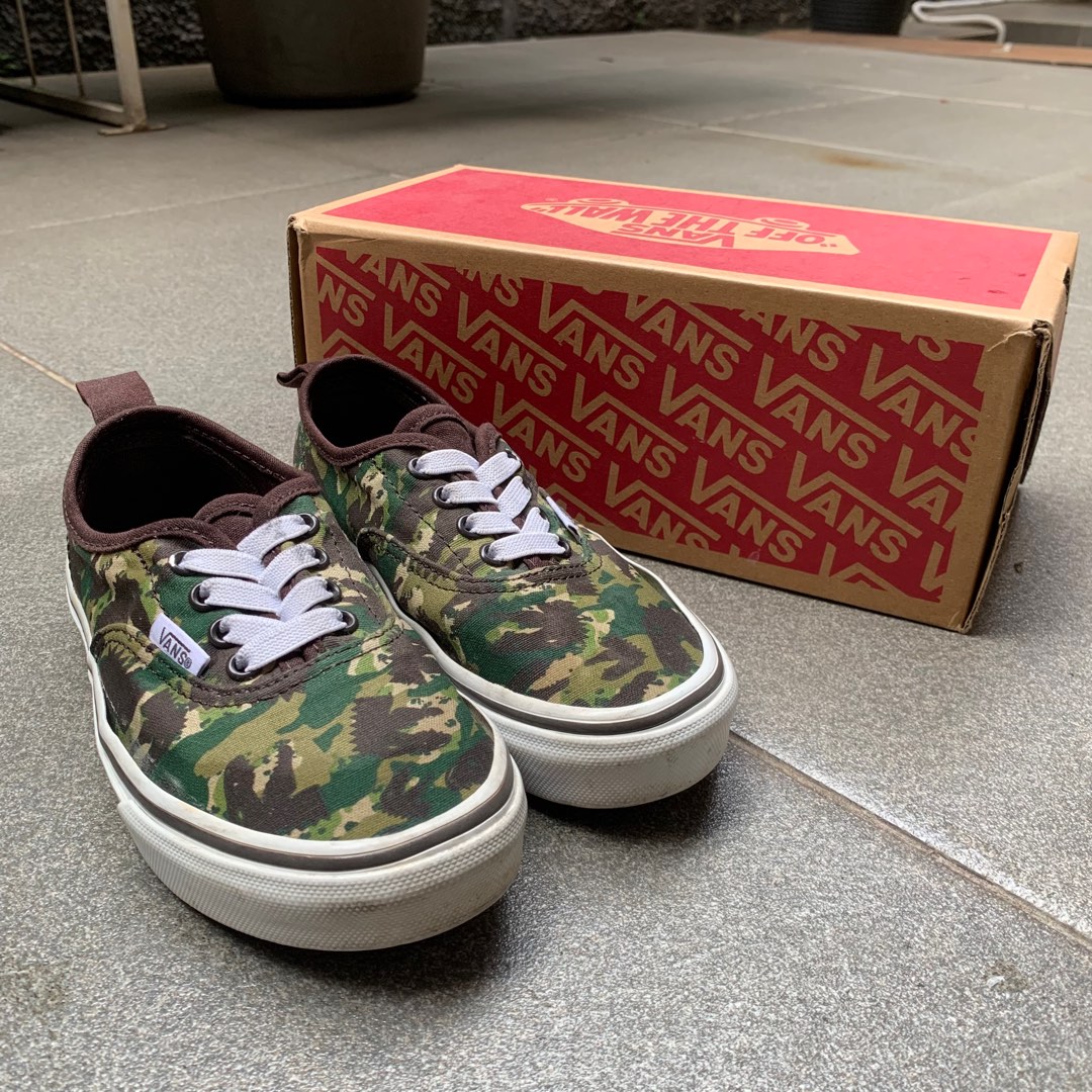 Vans authentic army online