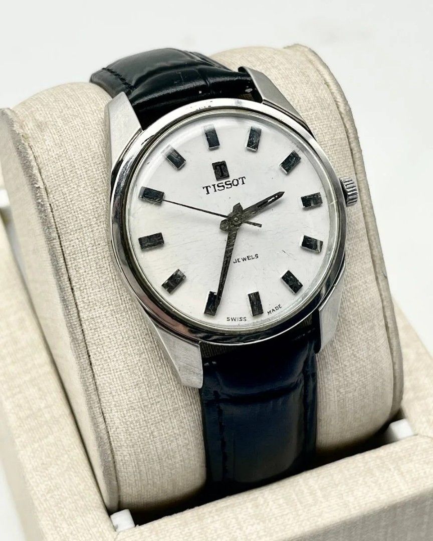 Vintage Tissot White Dial Leather Strap (Category: Luxury Watches) located in Manila. Submitted by _classicwatchcollection (Listing ID 1313131489, Image 3). Description: FS: Vintage Tissot White Dial Leather Strap Php: 10,000 Condition: 8/10 Case size: 36mm Swiss Made Unit only. Pm or Contact 09063027061 for inquiries..