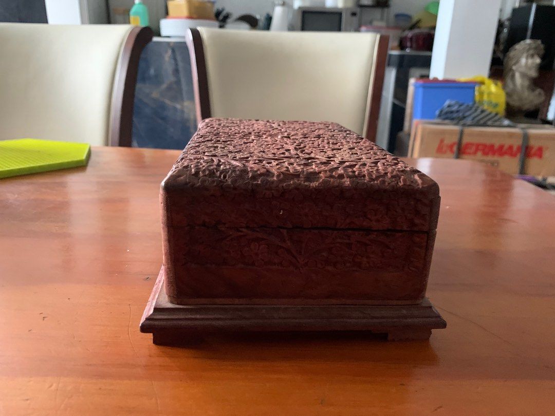 Wood Jewelry Box (Category: Accessory Holder, Box & Organizers) located in Mandaue City. Submitted by james52 (Listing ID 1313038835, Image 3). Description: .