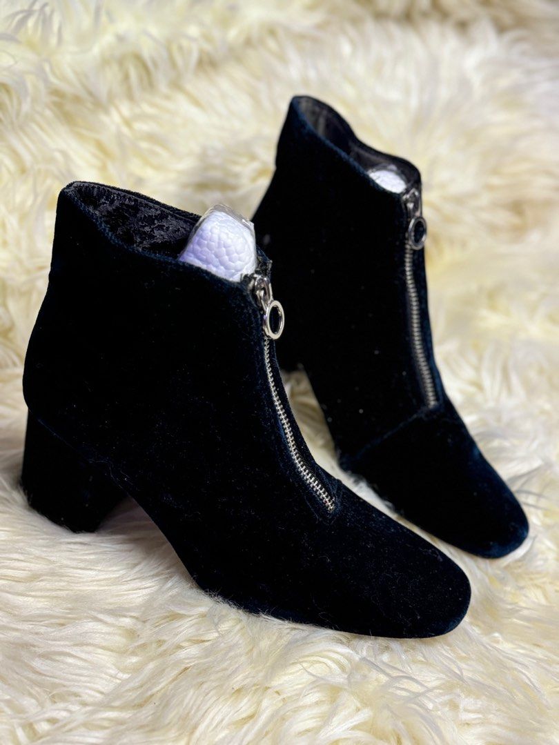 Zara velvet boots discount