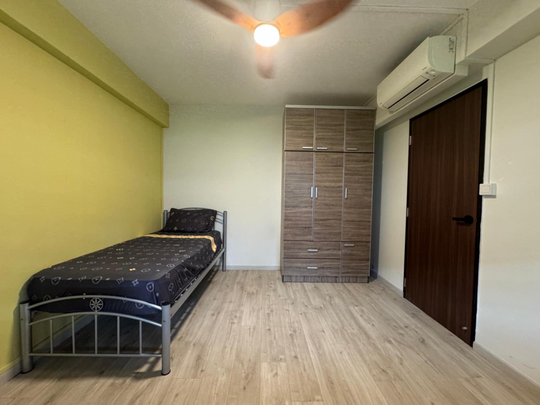(Category: ) located in . Submitted by sunnymobiles (Listing ID 1313379705, Image 1). Description: .