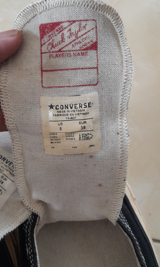 Sepatu converse made in vietnam original shop