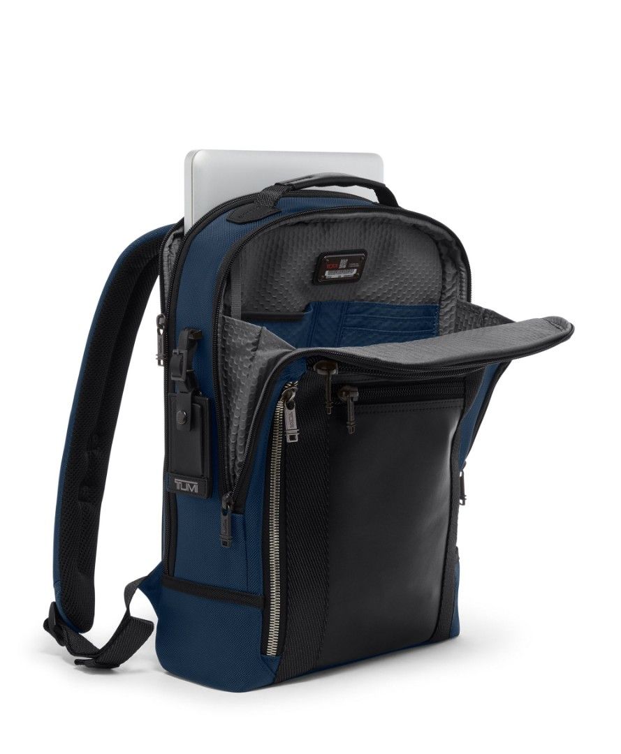 Davis tumi outlet