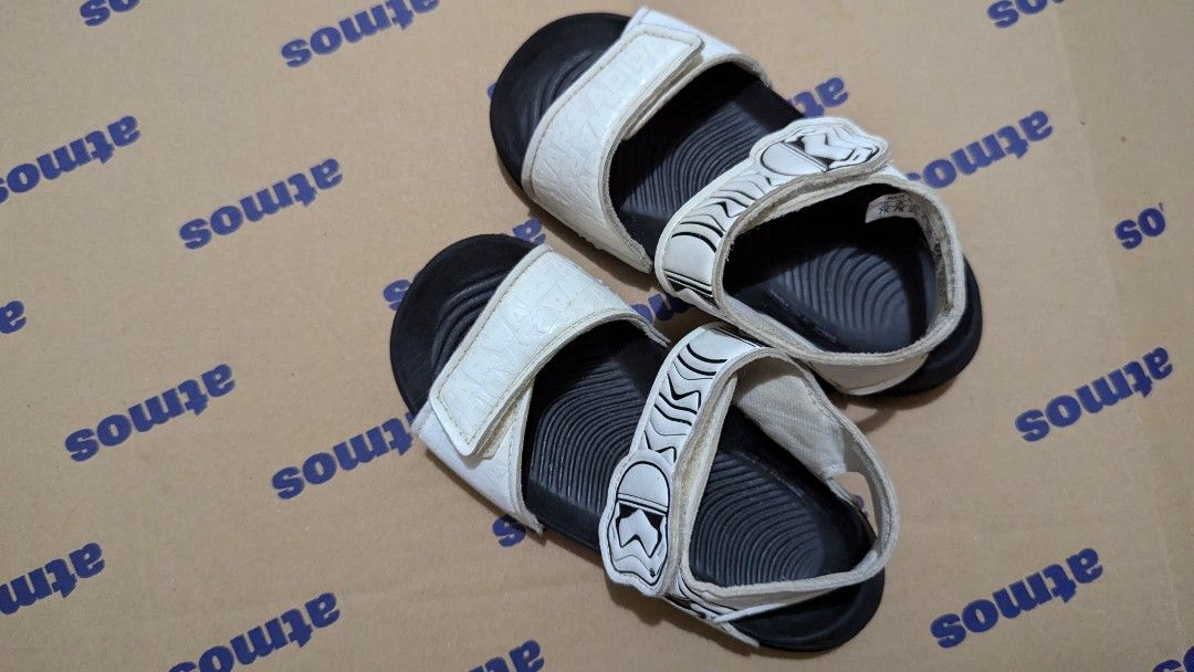 Adidas Starwars Storm Trooper Sandals (Category: Babies & Kids Fashion) located in Quezon City. Submitted by furbous (Listing ID 1313358150, Image 1). Description: needs cleaning few light scratches almost no heel drags.
