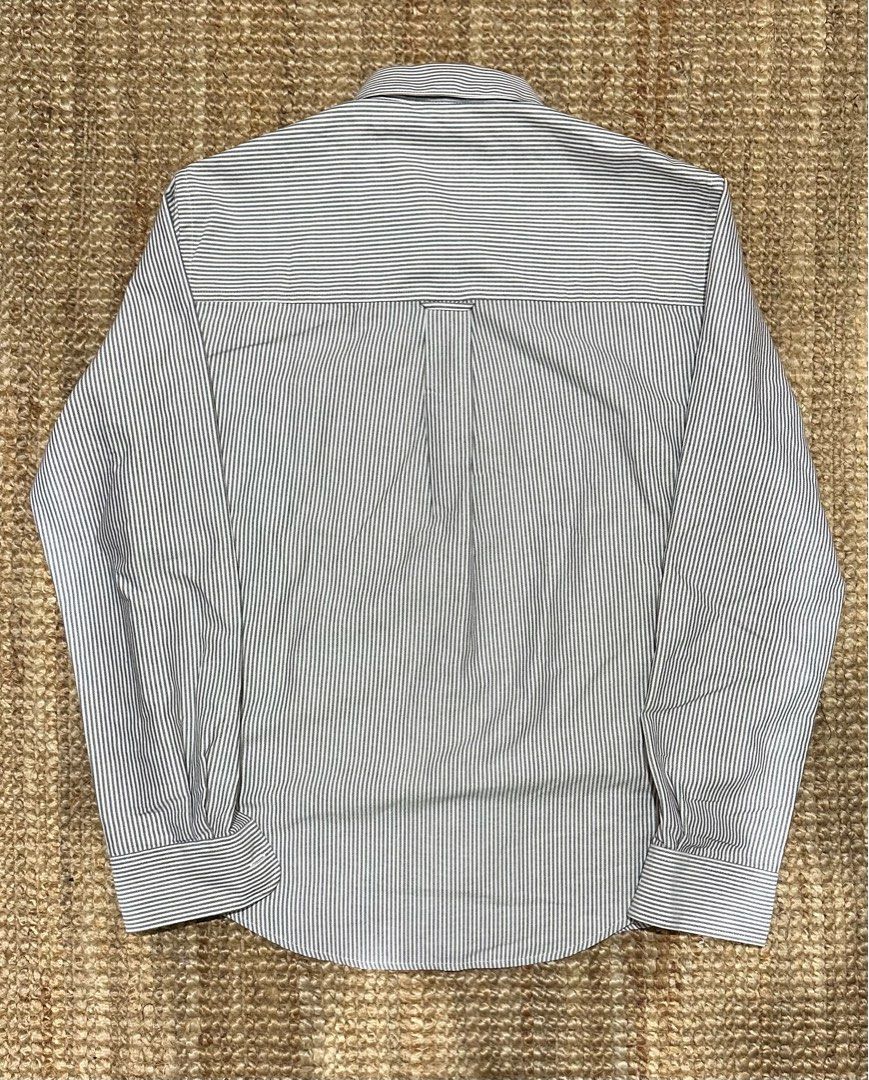 Ami Paris Alexandre Mattiussi Button-Down Shirt (Category: Formal Shirts) located in Makati City. Submitted by closetcleanout.manila (Listing ID 1313360394, Image 2). Description: 👔 Ami Paris Alexandre Mattiussi Button-Down Shirt 👔 🎨 White and Gray Stripes in 39 NOTE: No Issues. 🧾 PHP 20,000.00 ❌ No Return, No Exchange, and No Refund. .