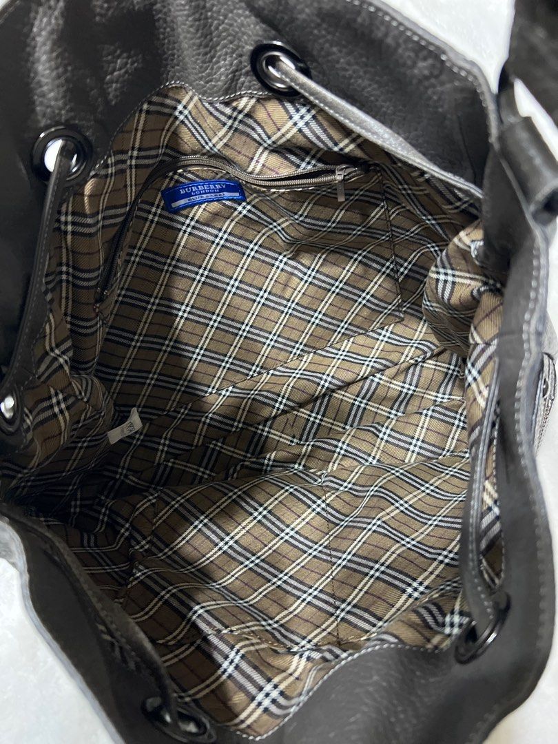 💯Authentic Burberry Blue Label Drawstring Shoulder Bag Large (Category: Luxury Bags & Wallets) located in Paranaque City. Submitted by authentic_mj (Listing ID 1313416205, Image 3). Description: 💯Authentic Burberry Blue Label Drawstring Shoulder Bag Large Preloved Authentic from Japan Ready to use.