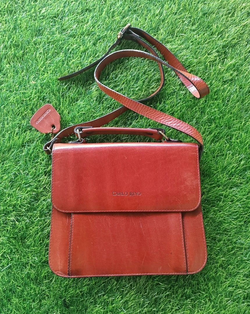 AUTHENTIC CARLO RINO ORIGINAL VINTAGE LEATHER SLING BAG Women s Fashion Bags Wallets Cross body Bags on Carousell