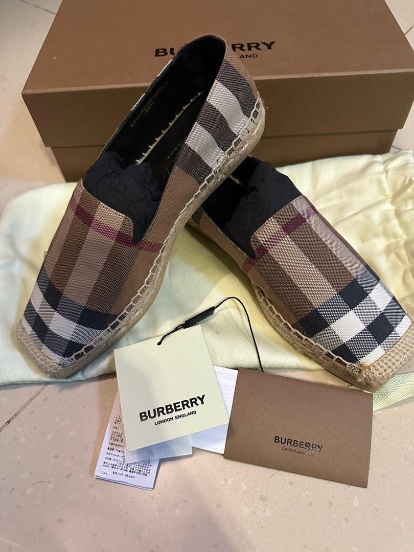 Burberry esp top