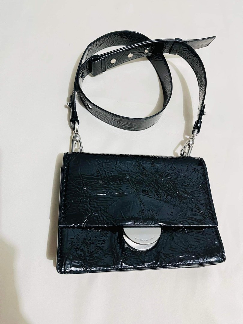 Round metal accent wrinkled effect bag online
