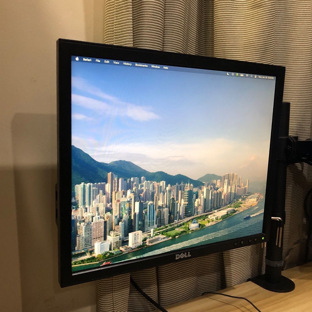 Dell 19 Inch Monitor, Computers & Tech, Desktops on Carousell