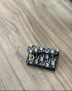 （分類：）位於 。 由 getitbag 提交（商品編號 1313249385，圖片 1）。簡介： 。