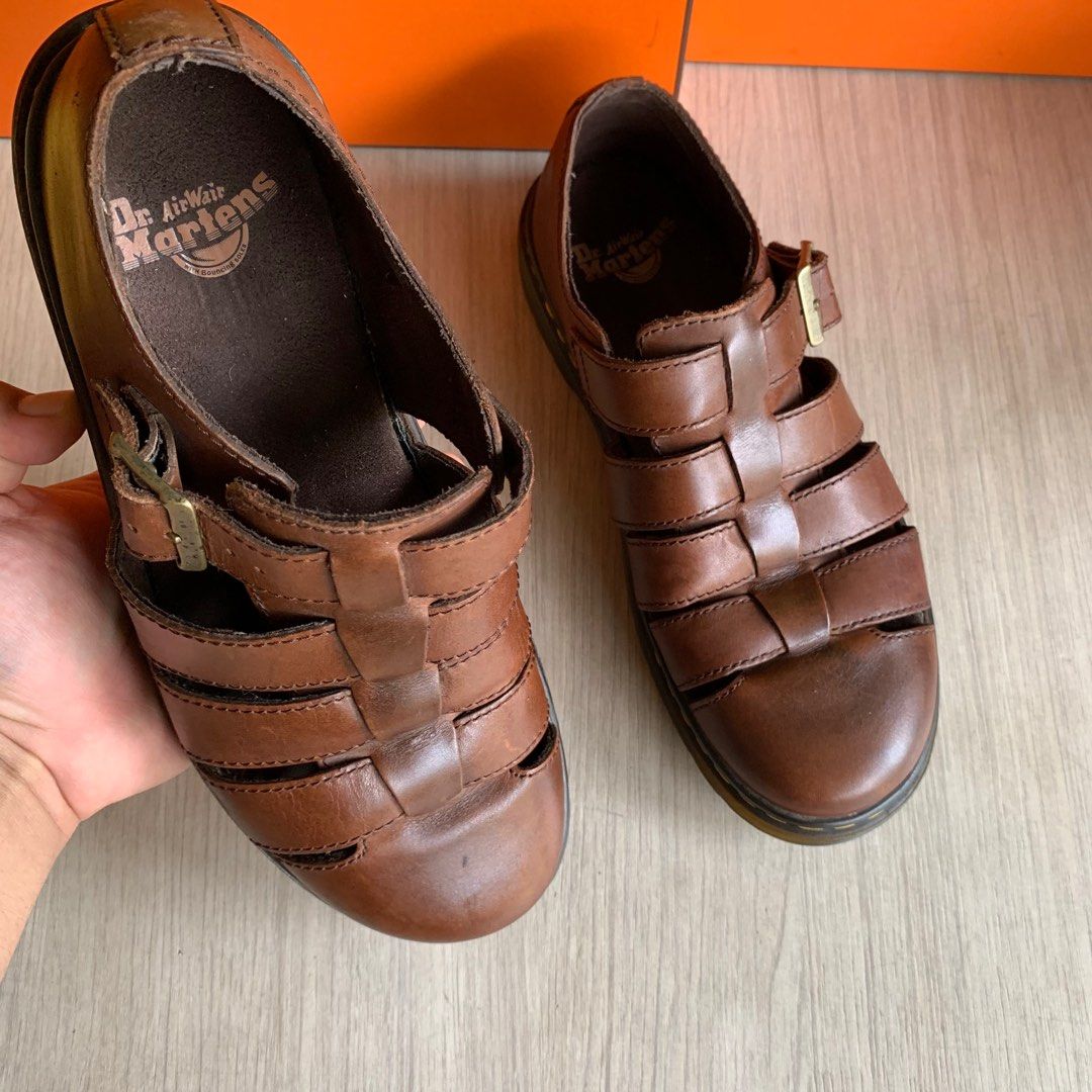 Dr Martens Fenton sandal size 42 27cm Fesyen Pria Sepatu Lainnya di Carousell