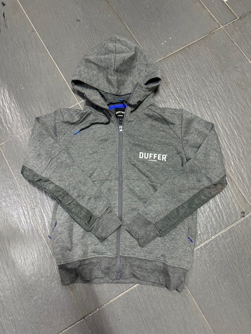 DUFFER ST GEORGE OUTDOOR HIKING HOODIE Sports Equipment Hiking Camping on Carousell