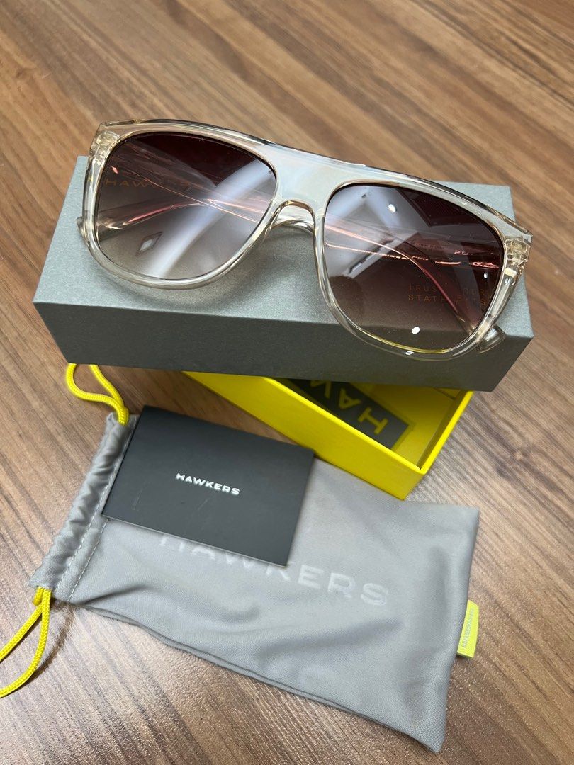 Lunettes de soleil Hawkers TRIBE - TIGER STONE GRADIENT WOLF