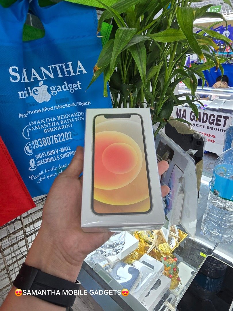 Iphone 12MiNi 256gb Openline (Category: iPhone 12 Series) located in Manila. Submitted by lenweltong05295 (Listing ID 1313293771, Image 1). Description: Iphone 12MiNi 256gb Openline Brandnew Sealed with Warranty Onhand Stock.