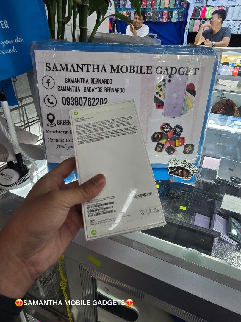Iphone 14 Pro 128gb HK DUAL SIM (Category: iPhone 14 Series) located in Manila. Submitted by lenweltong05295 (Listing ID 1313270447, Image 2). Description: Iphone 14 Pro 128gb HK DUAL SIM Brandnew Sealed with Warranty Onhand Stock.