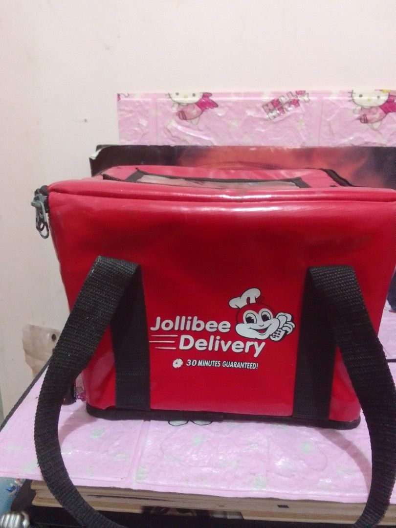 JOLLIBEE - DELIVERY BAG (Category: Tote Bags) located in Quezon City. Submitted by johnwicklacson6 (Listing ID 1313276824, Image 2). Description: JOLLIBEE - DELIVERY BAG "1,500.00" (Vintage na Rin ata to) Olmost mag 10 yrs. Na Rin sakin to. Working pa Zipper nito. Item Location: Commonwealth Q.C. MOP: GCash "Mine now/Pay now or 24 hrs. RESERVATION. "FIRST TO PAY POLICY" Courier: Flash Express/LBC COP or Door to Door at Pa pick-up nyo, sagot nyo. 