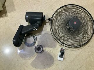(Category: ) located in . Submitted by LHT65 (Listing ID 1313260567, Image 1). Description: .