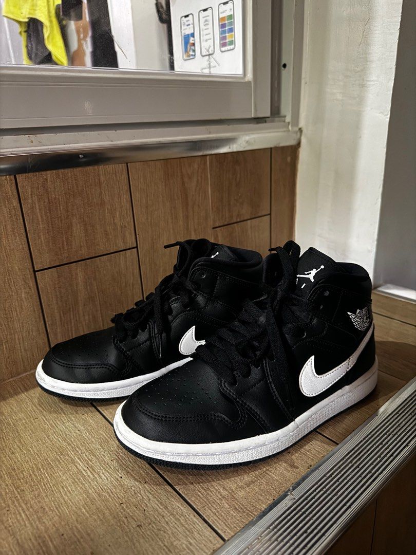Kids air jordan 1 online