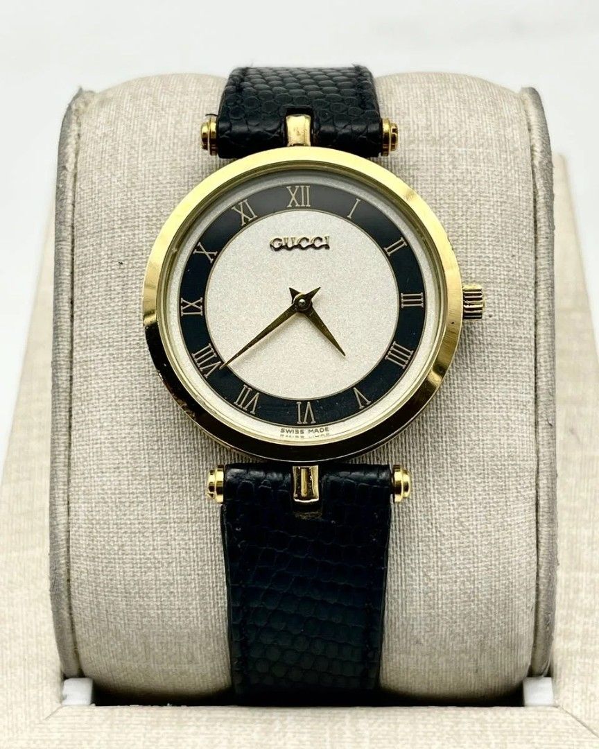 Ladies Gucci Round Face White Dial Leather Strap