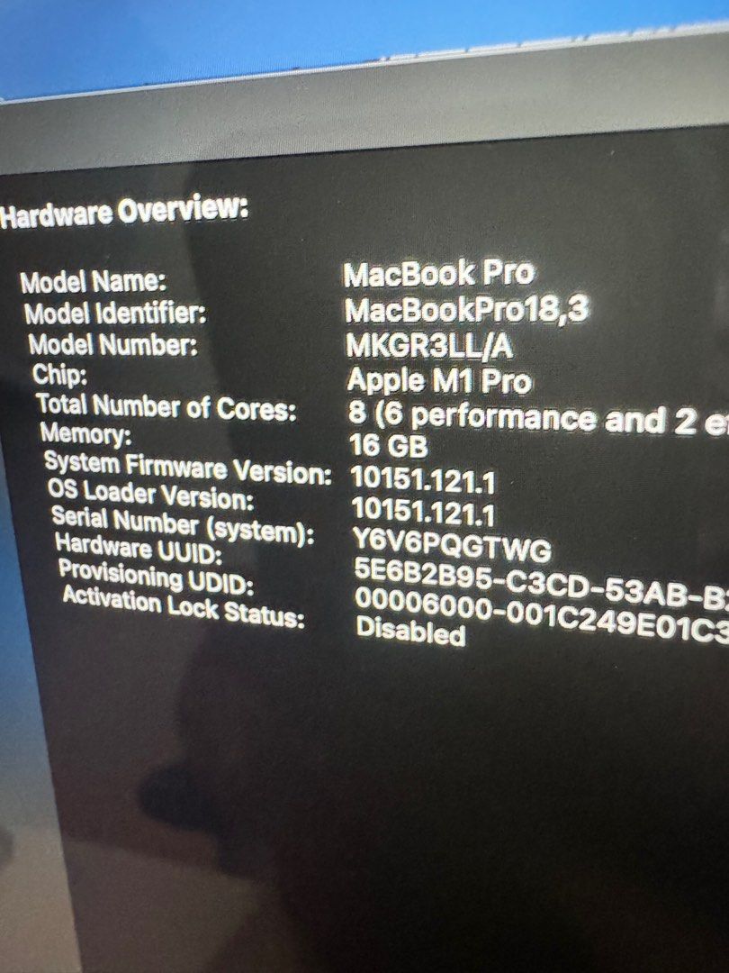 MacBook Pro M1 14" (Category: Laptops & Notebooks) located in Quezon City. Submitted by yarshhh (Listing ID 1313287252, Image 2). Description: 14" 16 GB RAM 512 GB SSD With box and charger Battery Health: 100% Coverage Expired Issues: - touch id unresponsive (might be software issues because the actual button works) - dents (shown in picture).