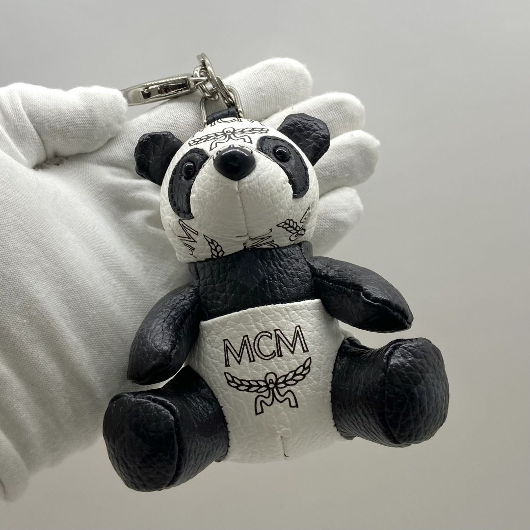 MCM PANDA CHARM 247030764 EK