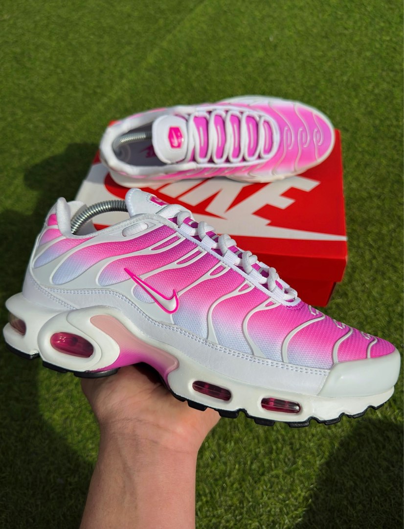 Nike airmax plus tn pink fade Men s Fashion Footwear on Carousell