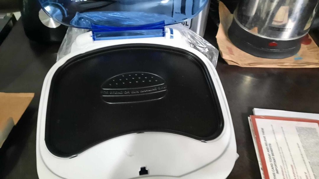 Portable electric grill (Category: Cookware & Accessories) located in Antipolo. Submitted by sammies2016 (Listing ID 1313348325, Image 3). Description: Portable electric grill. Brand new - opened only to check if working..