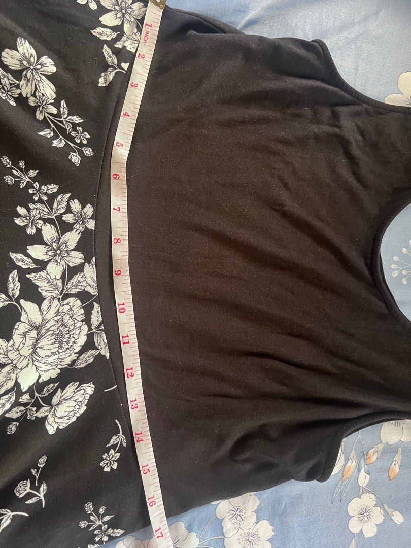 Pre Loved Comfy Sleeveless Dress (Category: Dresses) located in San Pedro. Submitted by mimao21 (Listing ID 1313325757, Image 3). Description: Cotton material, with flowy skirt. Can be used for casual or semi formal events..